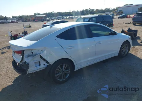 2018 Hyundai Elantra Value Edition z USA, uszkodzony, nr VIN 5NPD84LF5JH293478